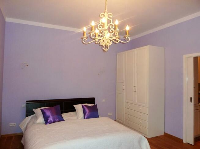 Śródmieście, ul. Wspólna, 50 m2-apartament, meble, Agd