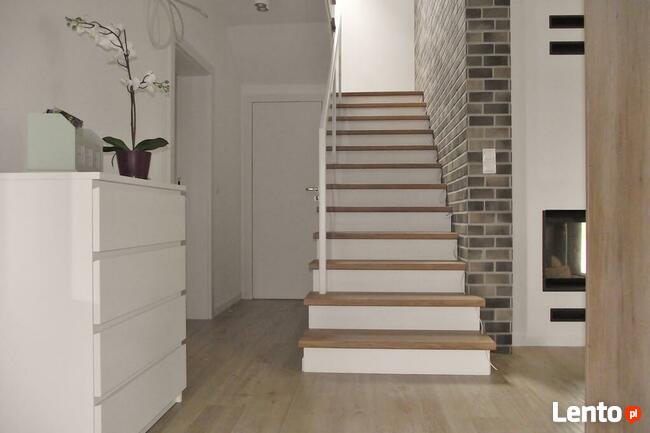 Schody dywanowe, schody wspornikowe, schody nowoczesne -LEGAR