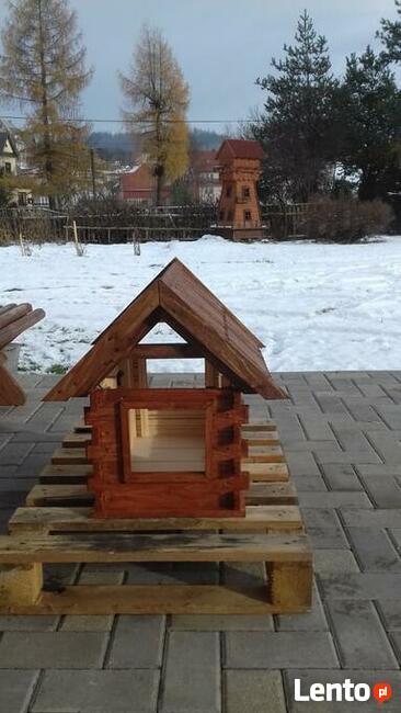 piękny duży karmnik