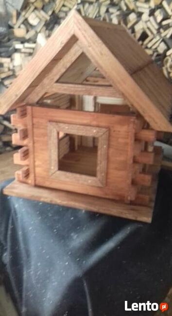 piękny duży karmnik