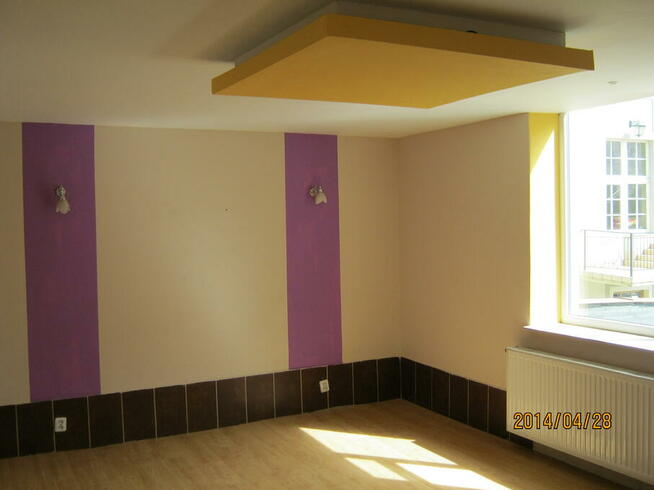 Duze mieszk.64m w centrum, od wrz. lub pazdz, do odswiezenia