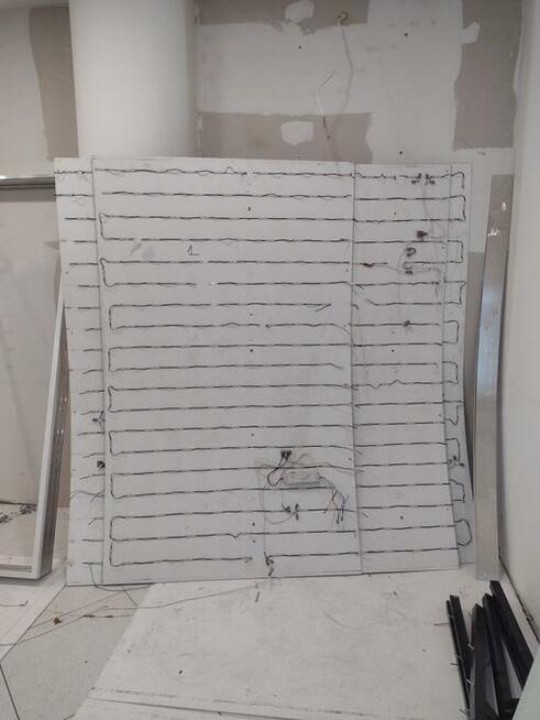 Witryna podświetlana 720 x 220 cm