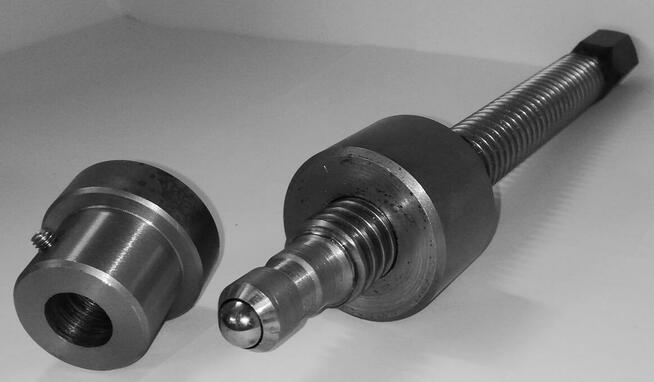 Śruba trapezowa tr 22x5 ścisk stolarski do pras imadło docis