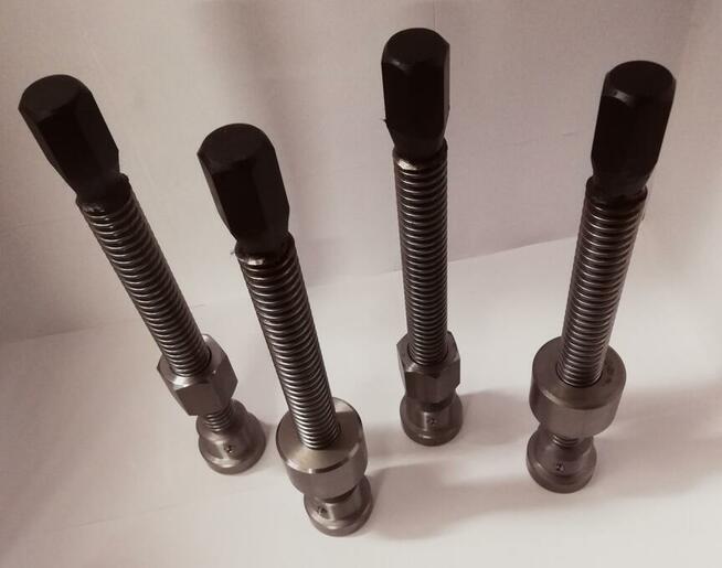 Śruba trapezowa tr 22x5 ścisk stolarski do pras imadło docis