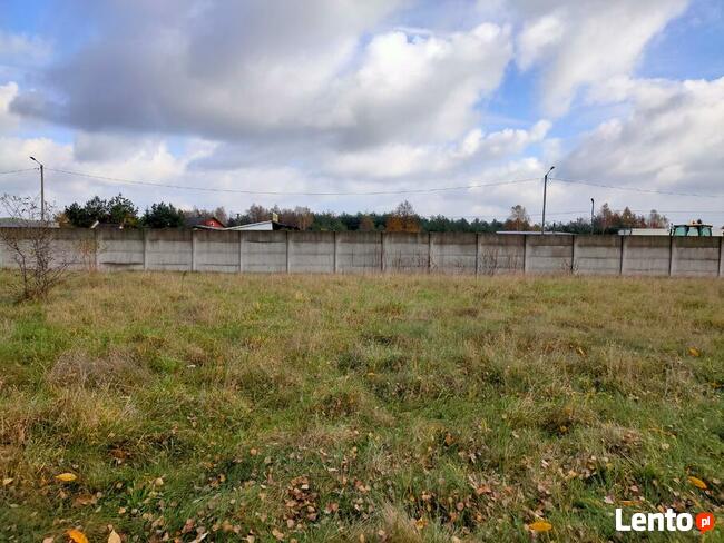 Teren inwestycyjny z dostępem do CNG blisko A4 - bezpośredn.