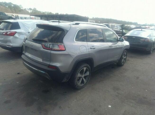 Jeep Cherokee 2020, 2.4L, od ubezpieczalni