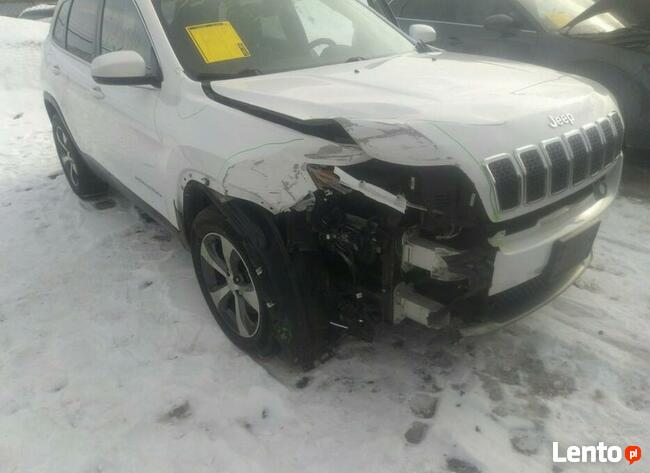 Jeep Cherokee 2019, 2.0L, 4x4, od ubezpieczalni