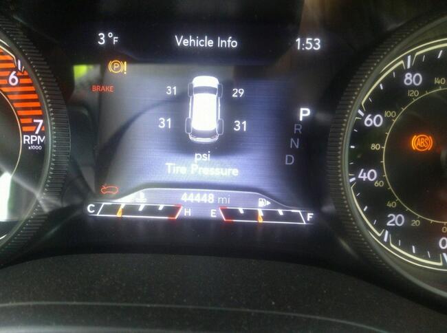 Jeep Cherokee 2019, 2.0L, 4x4, od ubezpieczalni