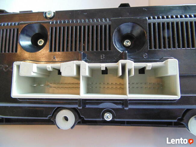 VW PASSAT B6 PANEL STEROWANIA NAWIEWU KLIMTYZACIJ