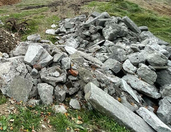 Miejsce na gruz ziemię z wykopów Stronie Śląskie