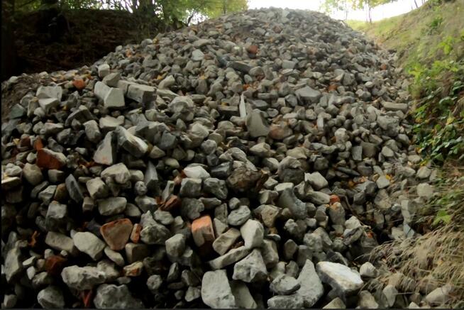 Miejsce na gruz ziemię z wykopów Stronie Śląskie