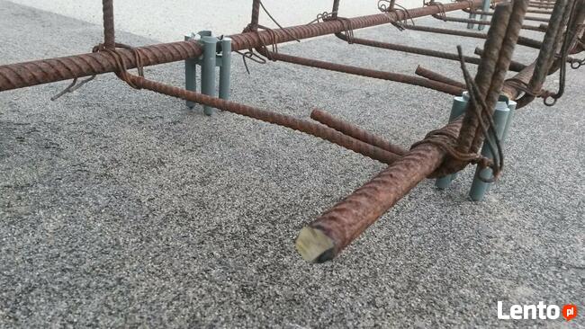 Dystans do zbrojenia poziomego prefabryka otulina 40mm500szt