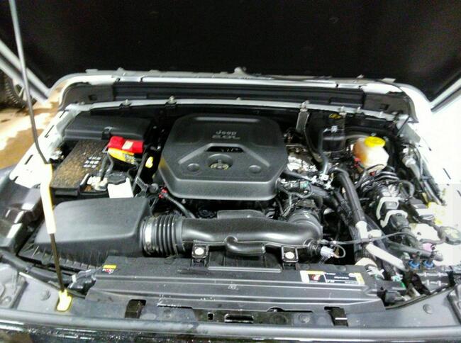 Jeep Wrangler Willys Sport, 2021, 2.0L, 4x4, porysowany