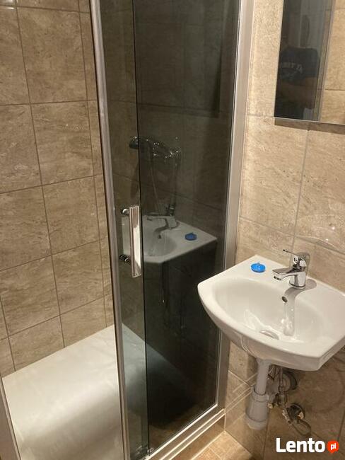 Oferuję do wynajęcia atrakcyjne, 2 pokojowe mieszkanie