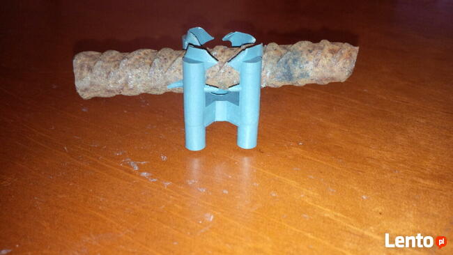 Dystans do zbrojenia poziomego prefabryka otulina 40mm500szt