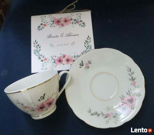 ręcznie zdobiona porcelana