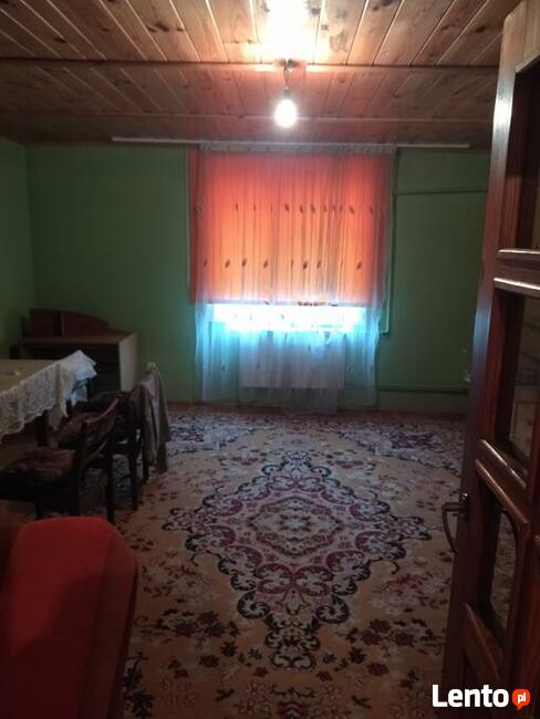 Dom z siedliskiem blisko zalewu Niwa