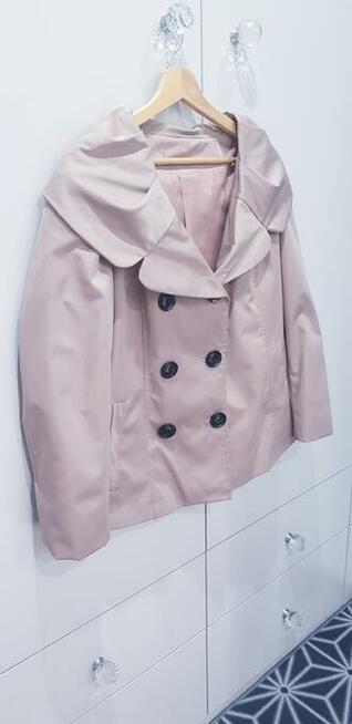 Krótki damski prochowiec, płaszczyk