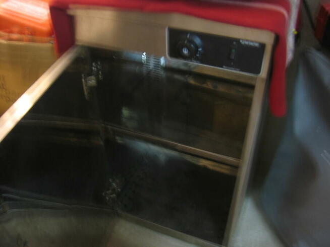 gastronomiczny podgrzewacz talerzy firmy bartscher.