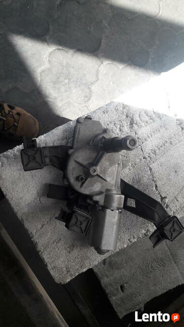 Sprzedam silnik wycieraczki tyl Peugeot 207