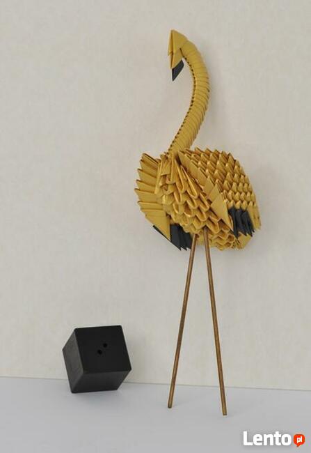 Flaming - origami modułowe 3D, papier - metaliczny złoty.