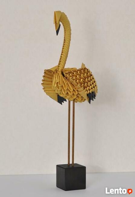 Flaming - origami modułowe 3D, papier - metaliczny złoty.