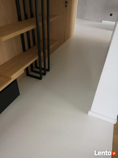 Posadzki żywiczne na balkony, tarasy, garaże posadzka epoksy