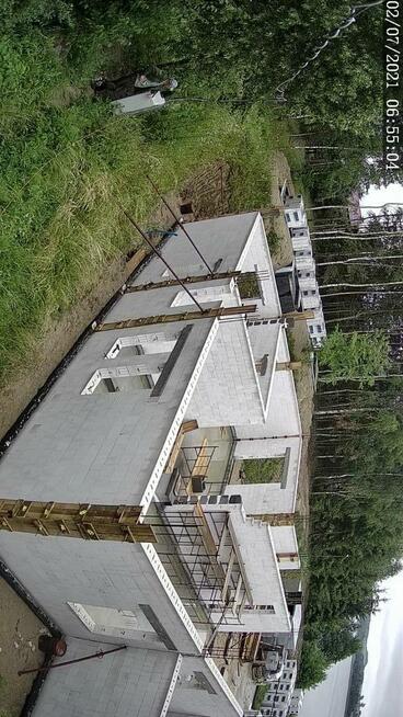 Przyjmę zlecenia na budowy domów od podstaw.