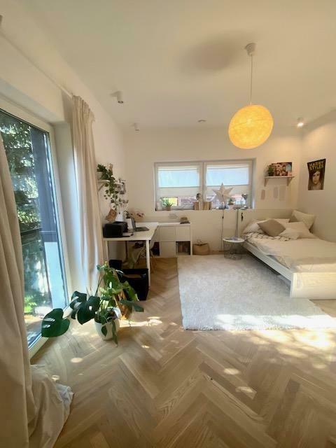 Dom Warszawa Wesoła, Stara Miłosna