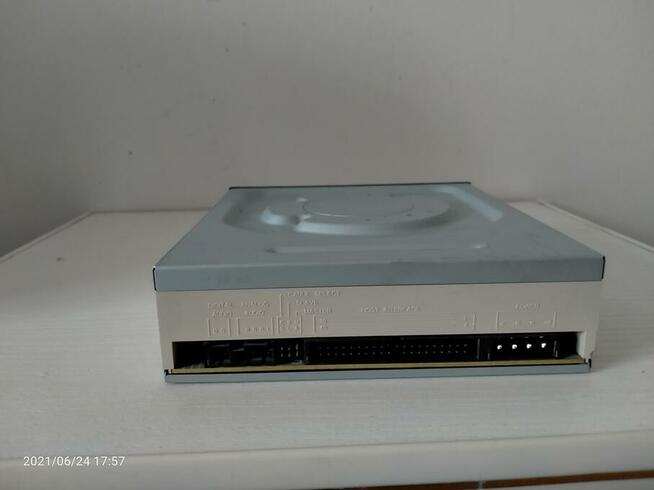 Nagrywarka DVD HP1135