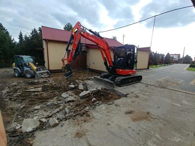 Układanie kostki brukowej Usługi brukarskie brukarstwo