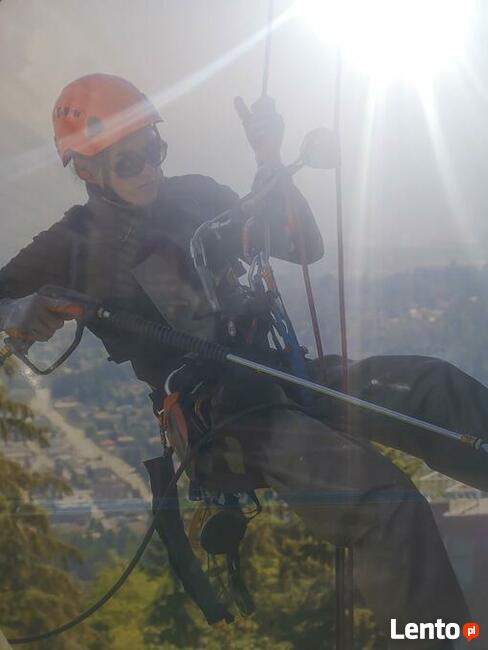 Montaż siatki na balkon na okno Łódź , jak wykonać ?