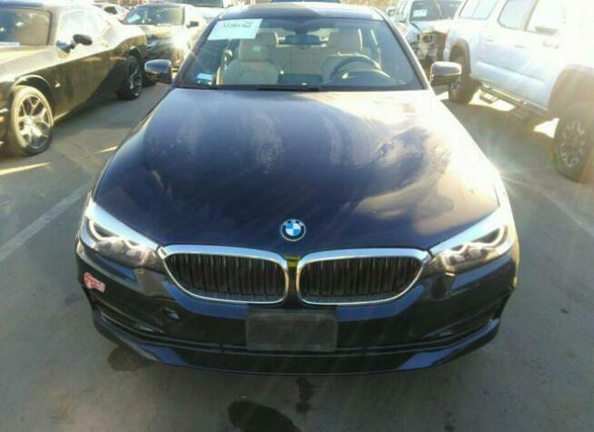 BMW 530 2018, 2.0L, Plug-In Hybrid, porysowany lakier