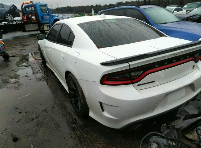 Dodge Charger 2018, 6.4L, od ubezpieczalni