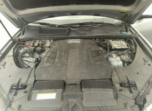 Audi Q7 2017, 3.0L, 4x4, PRESTIGE, porysowany lakier