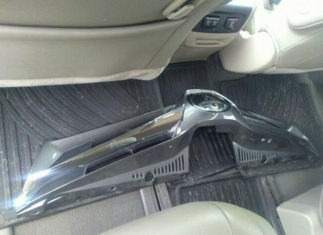 Toyota Sienna 2019, 3.5L, 4x4, XLE, od ubezpieczalni