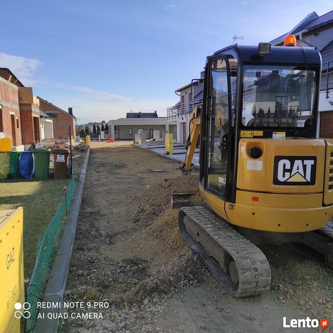 Wynajem sprzętu budowlanego. Minikoparka, zagęszczarka, skoc