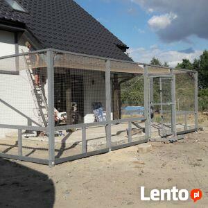 Montaż siatki na balkon na okno Łódź , jak wykonać ?