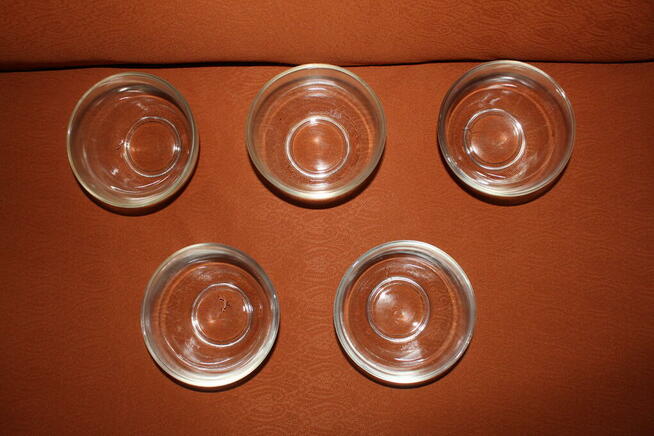 Miseczki szklane lata 70 5 szt Stan BDB