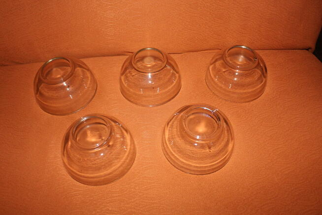 Miseczki szklane lata 70 5 szt Stan BDB