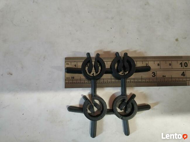 Jarzma do słupków ogrodzeniowych betonowych 75x75mm