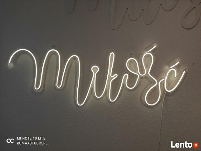 Ledon, neon, razem lepiej, Miłość