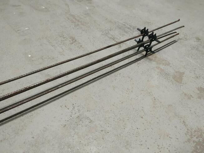 Strzemiona plastikowe płoty betonowe, zbrojenie 112x112mm