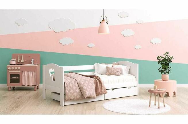 Drewniane łóżko dla dziecka CHARLOTTE + Serca PL produkcja.