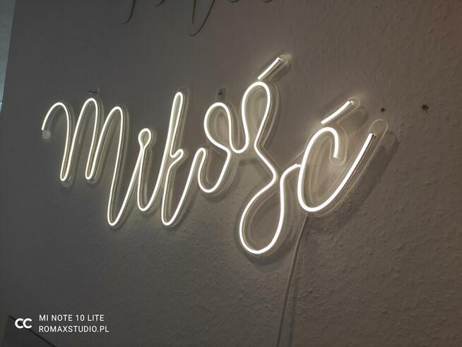 Ledon, neon, razem lepiej, Miłość