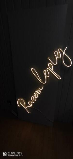 Ledon, neon, razem lepiej, Miłość