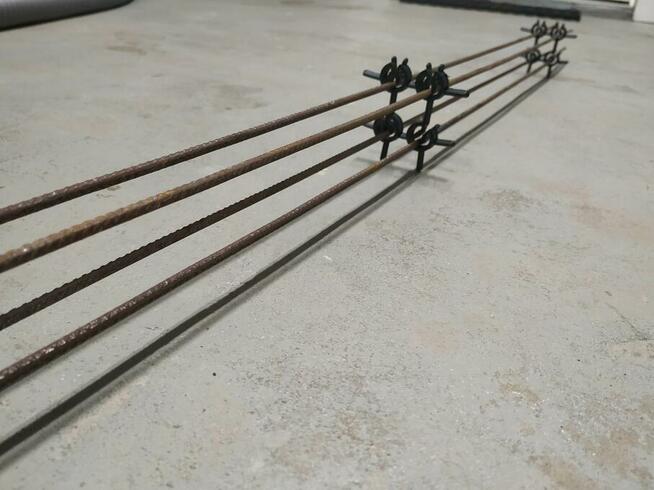 Strzemiona plastikowe płoty betonowe, zbrojenie 112x112mm