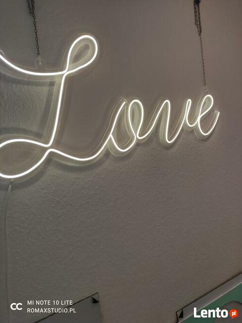 Ledon, neon, razem lepiej, Miłość