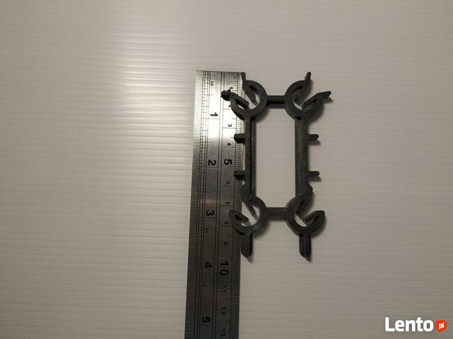 Jarzma z plastiku do słupków szczelinowych z felcem