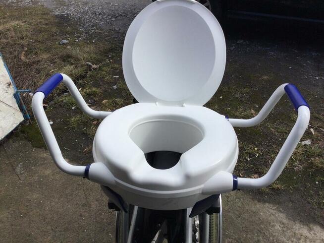 Sprzedam nasadkę na sedes